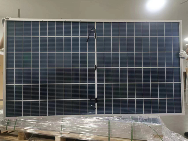 Bifacial Panels (210mm Cell) 645-665 Watt